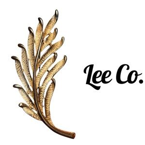 Lee Co. Gold Toned Metal Leaf Brooch Pin Vintage